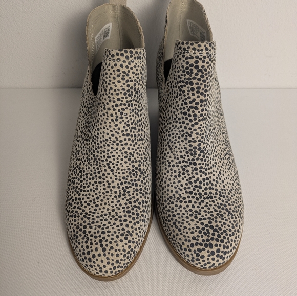 TOMS 10016177 Women's Kallie Cheetah Wedge Bootie Boots Shoes Size 6 Cutout - Picture 11 of 12